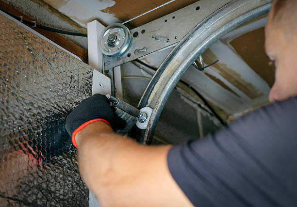 Affordable Garage Door solutions in South Wallins, KY